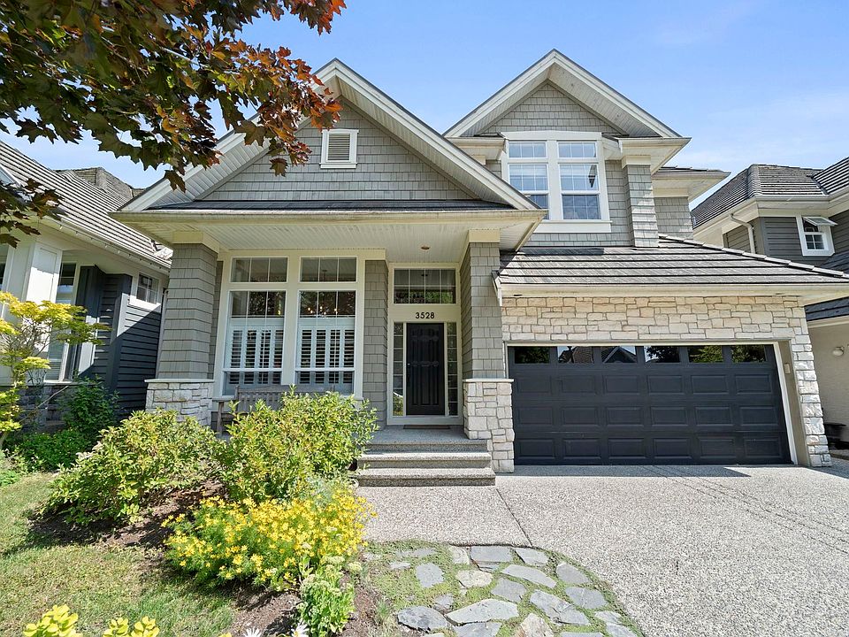 1st image of 3528 Rosemary Heights Cres