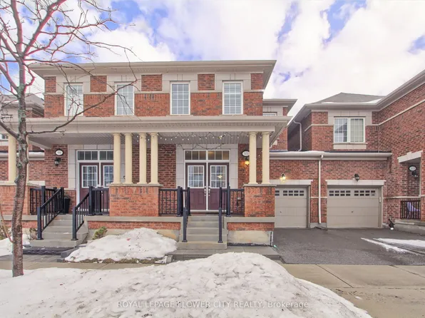 101 Huguenot Rd, Oakville, ON L6H 0M3