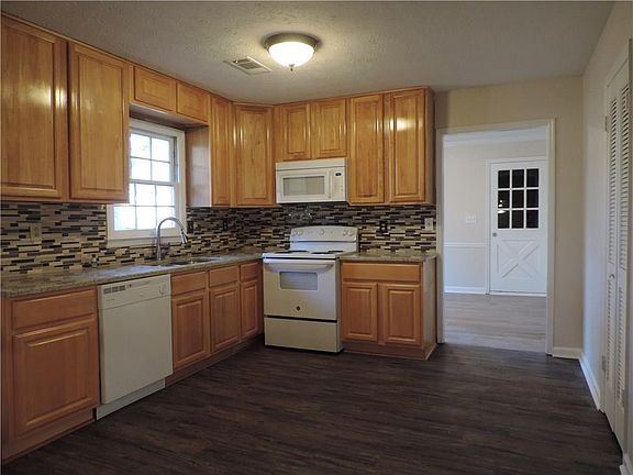 5th image of 4407 Rebel Ct