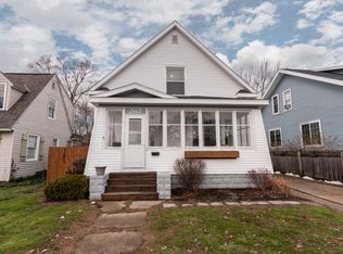 267 W 18th St, Holland, MI 49423