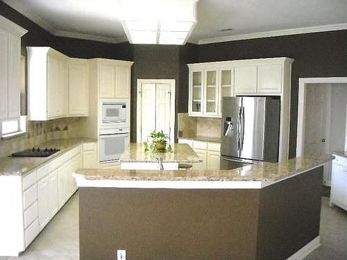 3rd image of 102 Skyline Dr