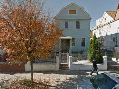 3440 106th St, Flushing, NY, 11368