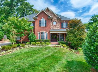 205 Brooke Valley Blvd, Knoxville, TN 37922