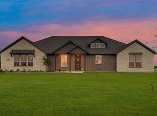 2434 Blackjack Oak Rd, Terrell, TX 75161