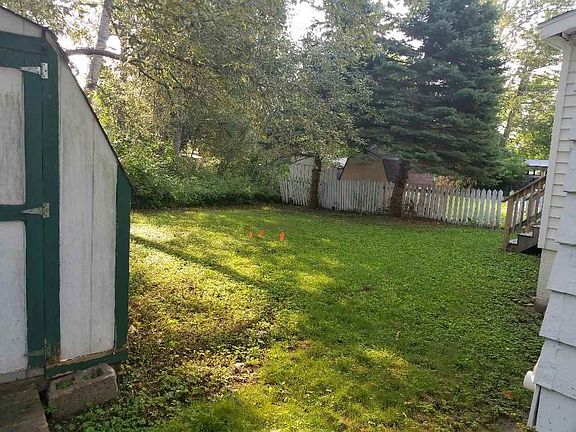 5th image of 2110 Wilkinson Ave