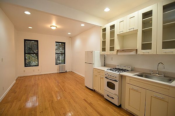 1st image of 436 W 49th St APT 3RE