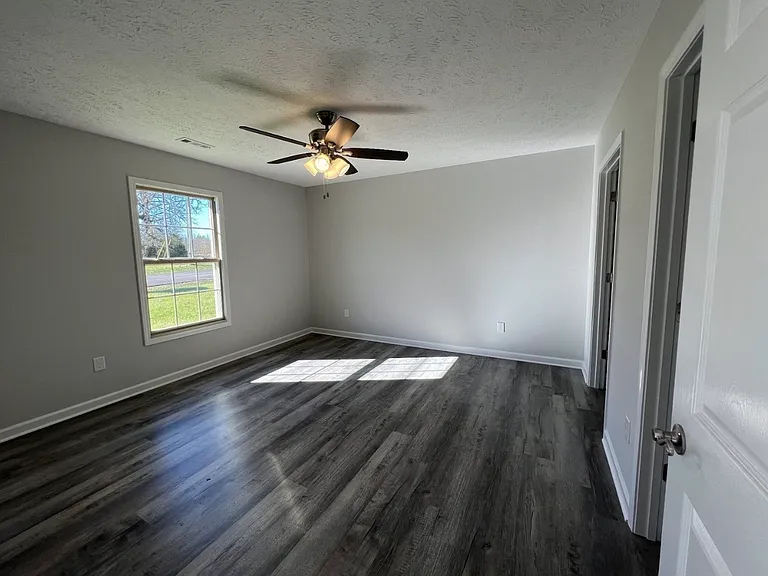 34 Lori Ct — Photo 10