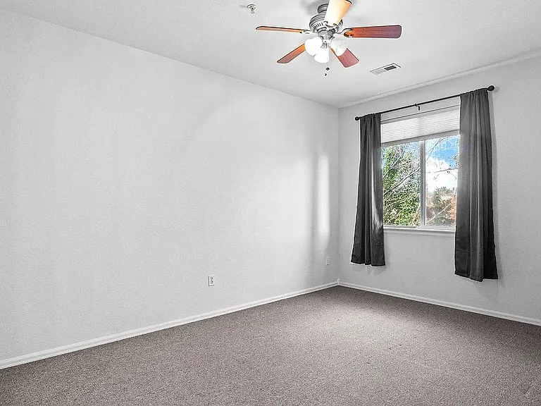 2491 Fountain Greens Pl #D-10 — Photo 19
