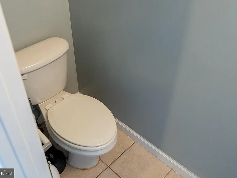 3731 Greenmount Ave — Photo 10