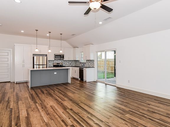 5th image of 3007 Dalton St