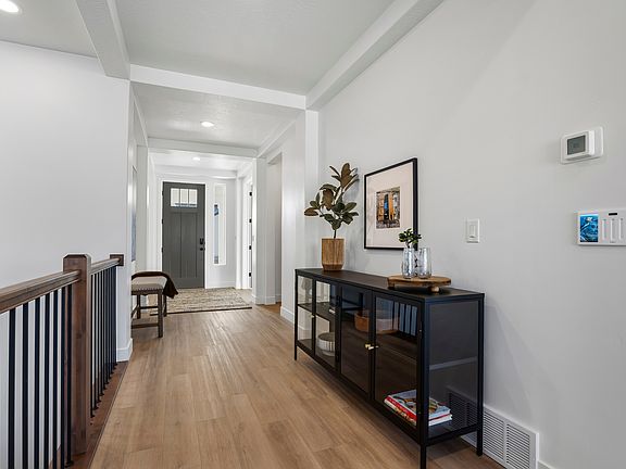 5th image of 624 N Legend Cir #480