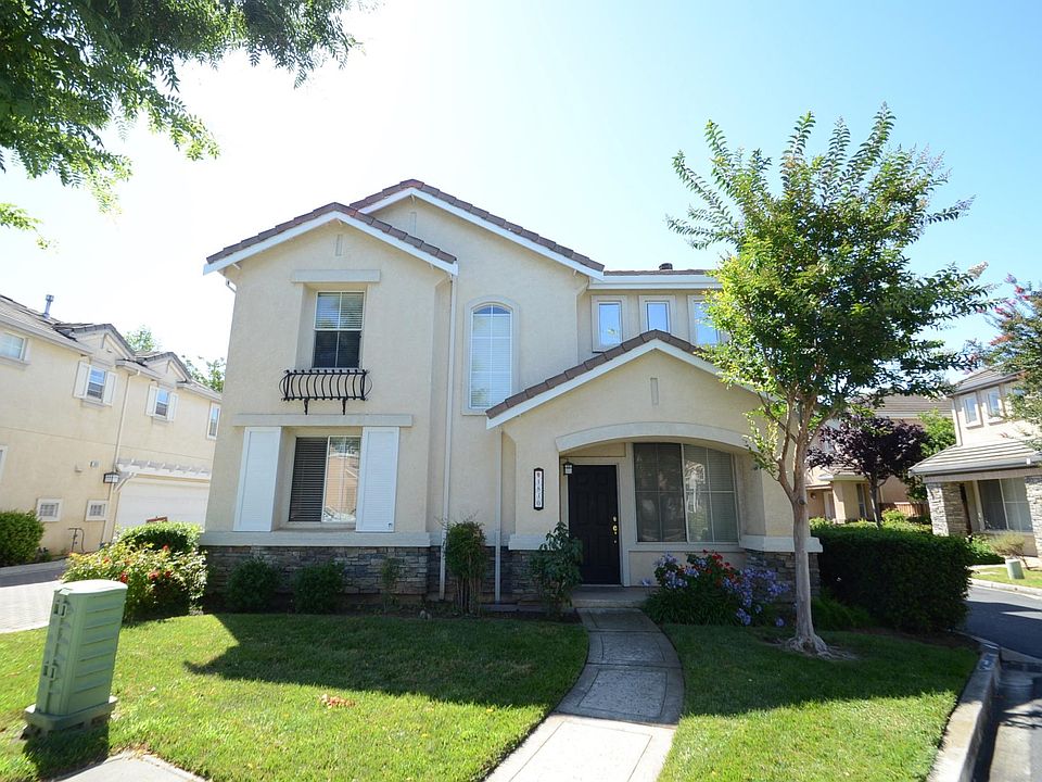 1st image of 1830 Wayne Cir
