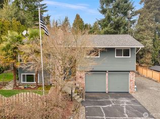 19332 53rd Avenue NE, Lake Forest Park, WA 98155