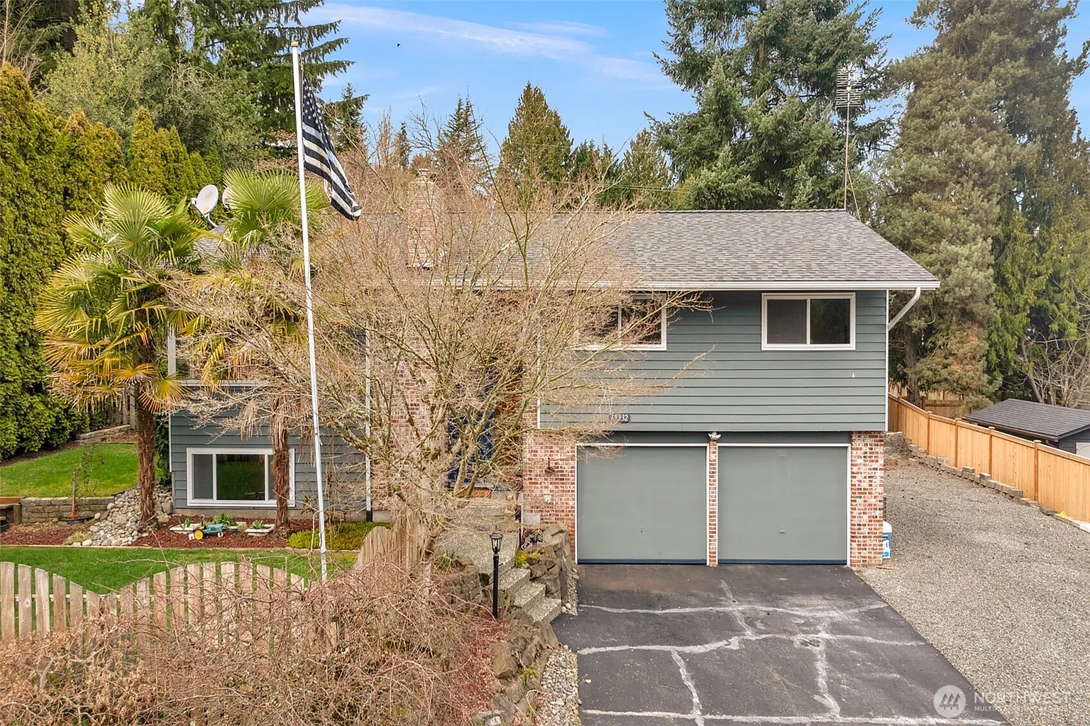 19332 53rd Avenue NE photo 1