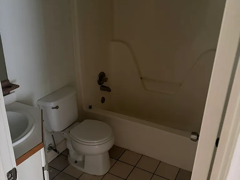 1010 Dauphin St #D — Photo 4