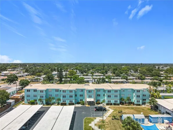 11447 Park Blvd APT 305, Seminole, FL 33772