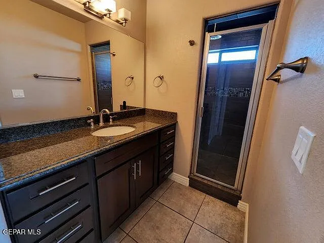 11730 Dos Palmas Dr #B — Photo 27