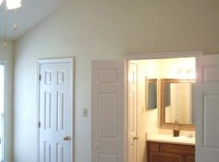7513 N Jefferson Place Cir APT D, Baton Rouge, LA 70809