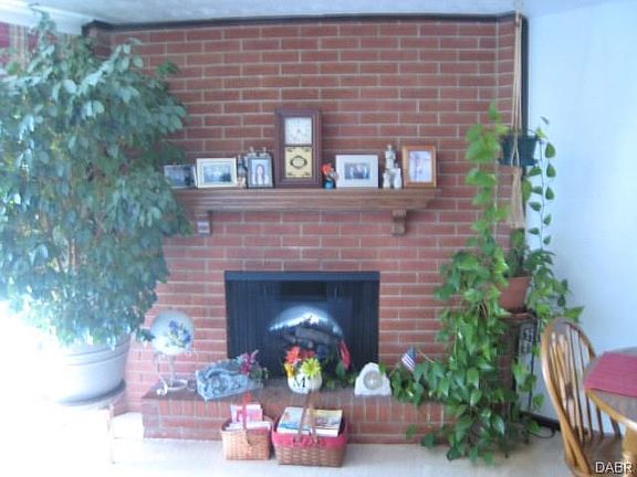 5th image of 990 Princewood Ave