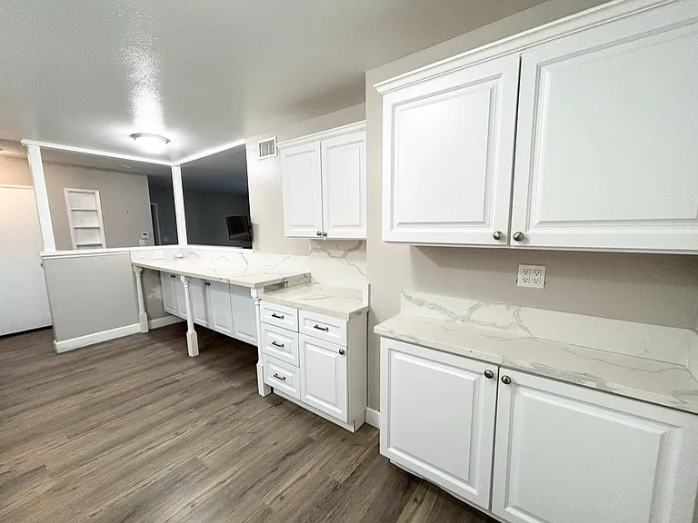 2225 Knight Ct — Photo 8