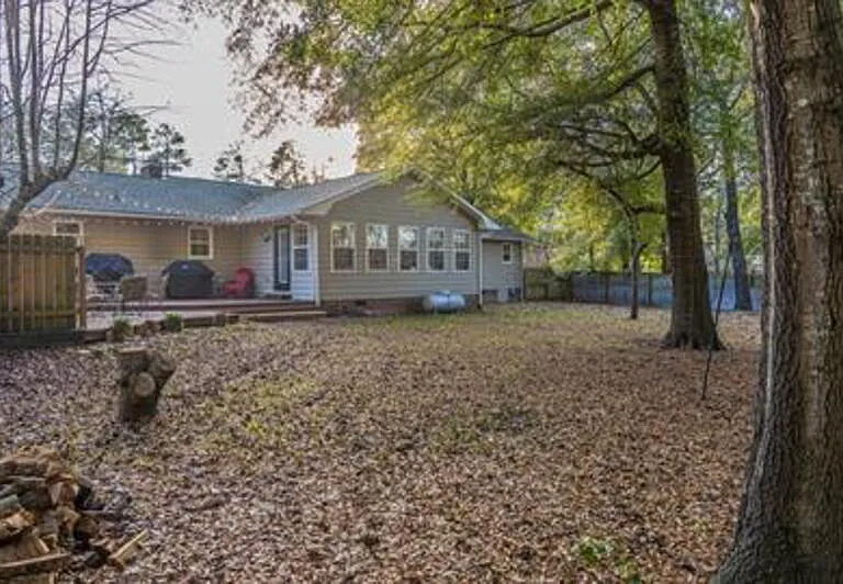 805 Barnell Dr — Photo 22