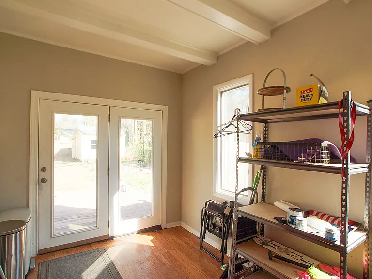 112 Emerald Cir — Photo 11