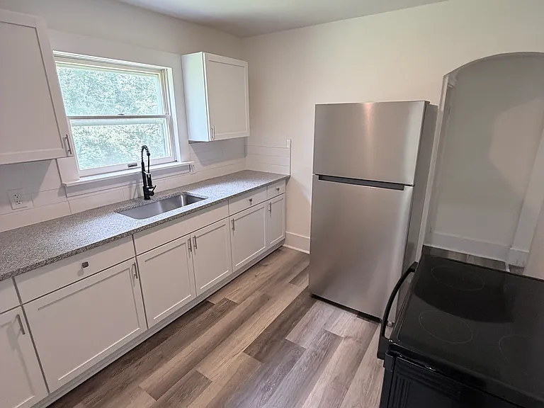 2250 Bellfield Ave — Photo 9