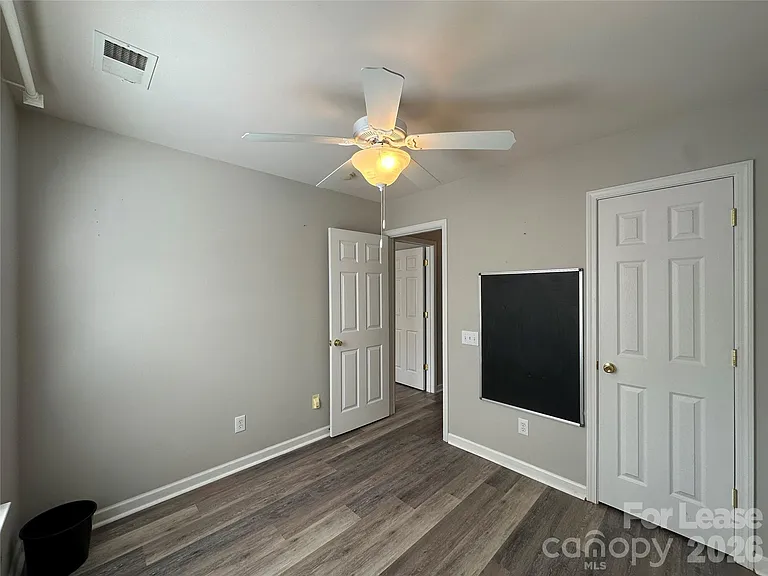 6626 Rothchild Dr — Photo 18