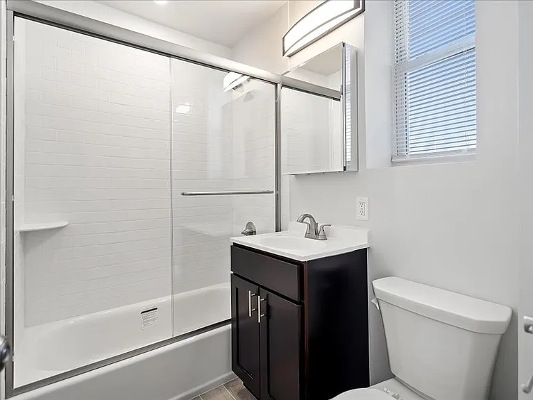 150 Terrace Avenue Apartments — Photo 4