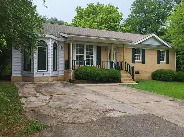 200 Cross St, Bolivar, TN 38008