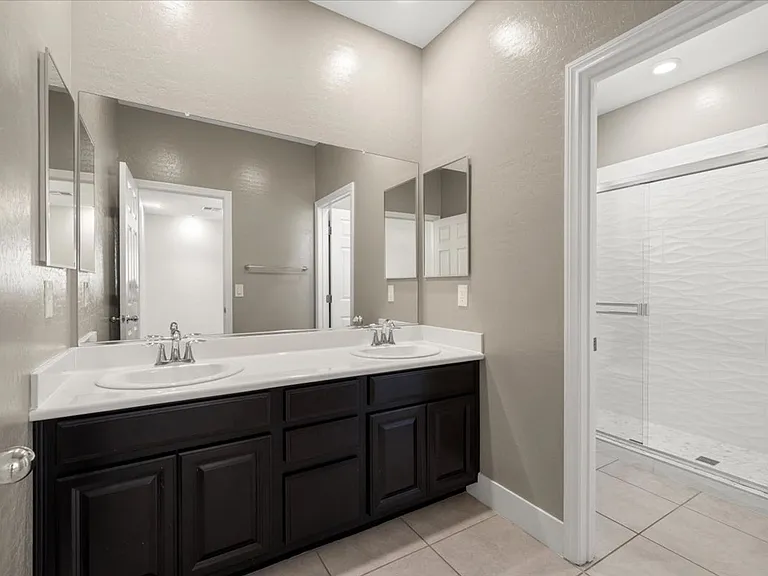4105 Trillium Bay Ln — Photo 28
