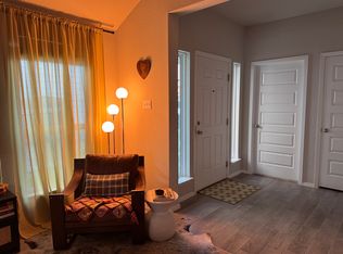 104 Crescent St, Georgetown, TX 78626