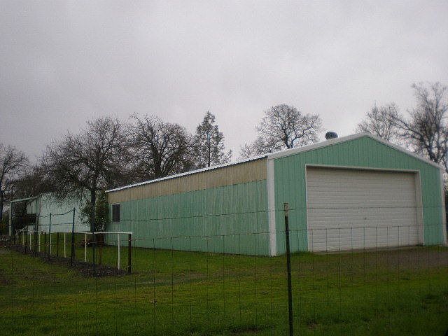 2nd image of 20800 Gem Ln