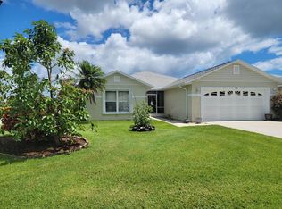 636 Ponytail Ln, Fort Pierce, FL 34982