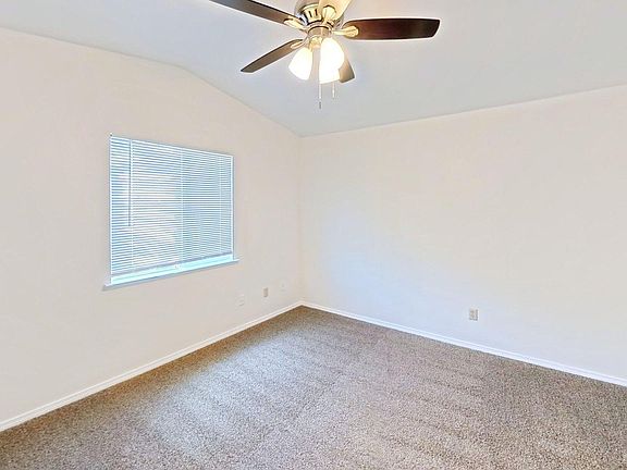 5th image of 175 N Pollasky Ave APT 210