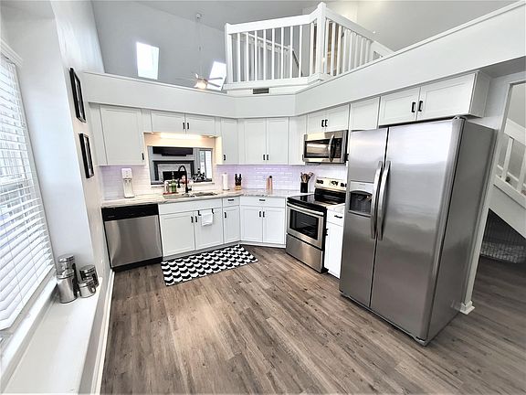 5th image of 1333 Thamesford Dr