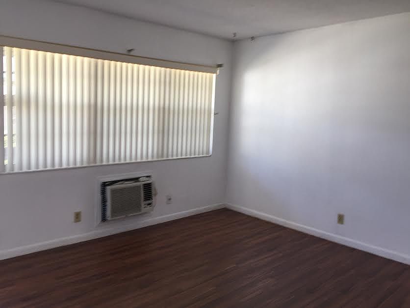 1st image of 115 Norwich E
