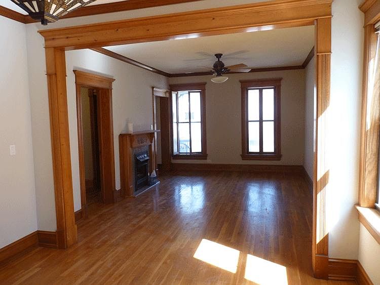 1st image of 4546 N Hermitage Ave APT 1