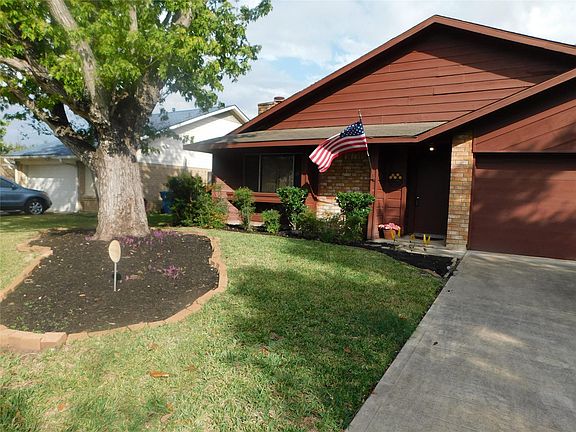 3rd image of 7127 Camino Verde Dr