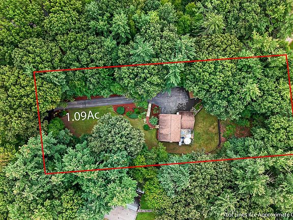 3rd image of 7 Mossman Rd