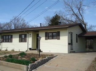 2000 SW 66th St, Topeka, KS 66619