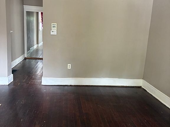 2nd image of 1820 Kinney Ave #1