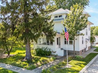 18 S 4th St, Winneconne, WI 54986
