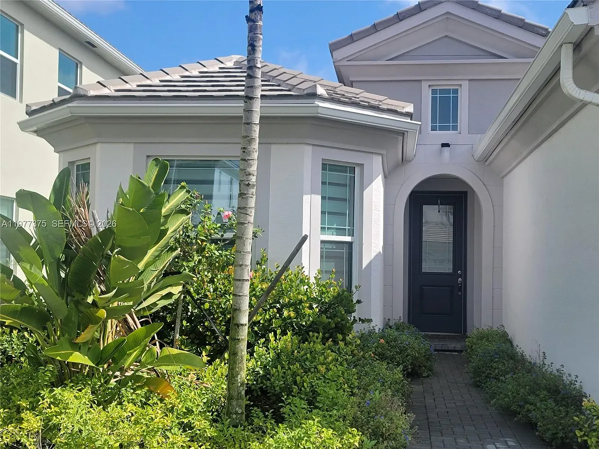 Photo 2 of 37 - 5426 Pecan Dr - Loxahatchee, FL Building Photo - 5426 Pecan Dr