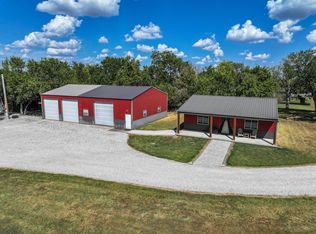 102 Mays Rd, Winfield, KS 67156