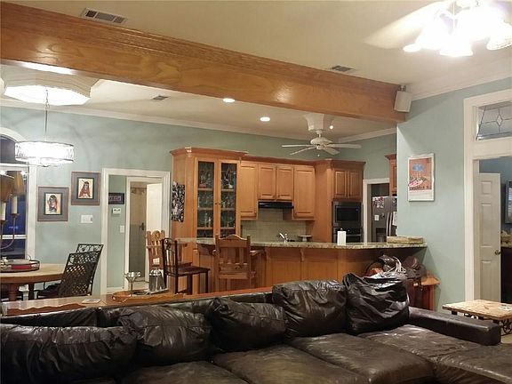 5th image of 1316 Waterwood Dr