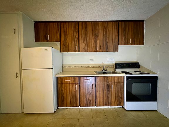 3rd image of 1145 Davenport St APT 103