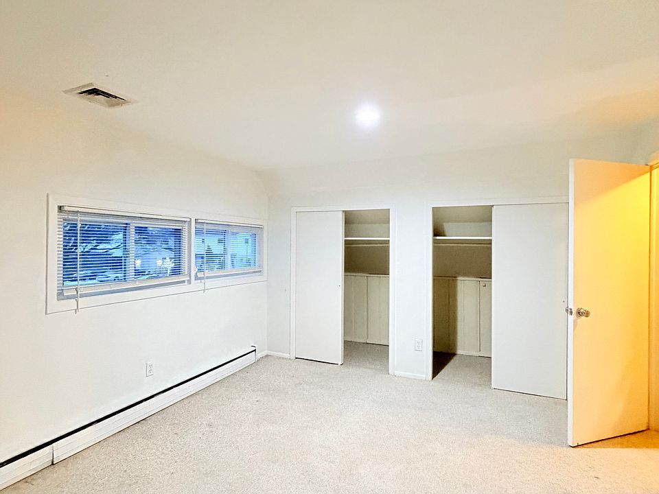 1st image of 11 Basket Ln