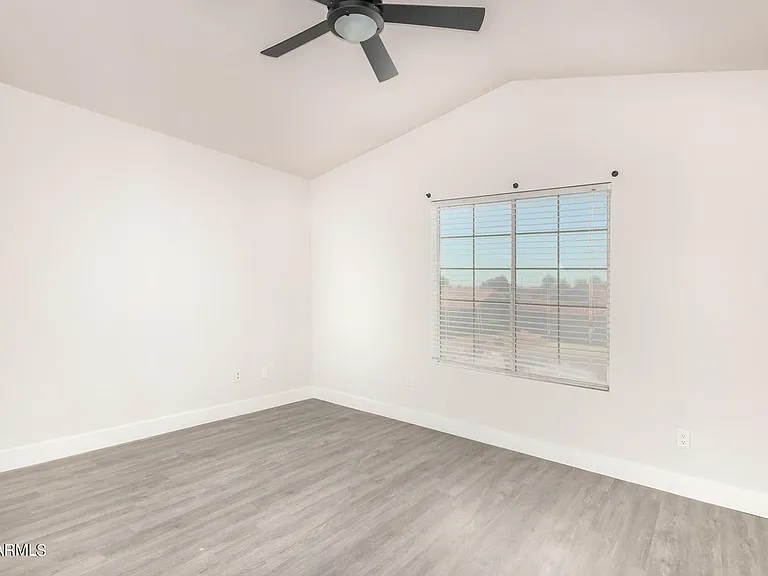 875 N Ithica Ct — Photo 27