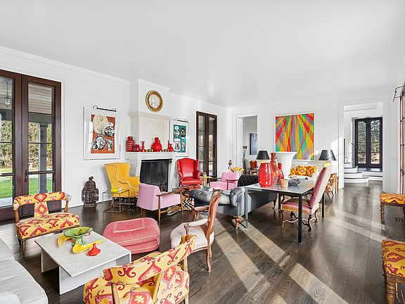 5th image of 1051 Sagaponack Main St